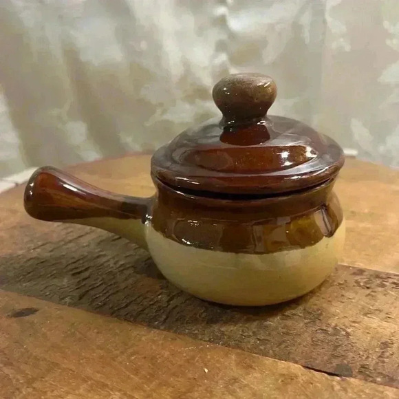Vintage  Brown Glazed Lidded Soup Crock - Picture 2 of 5